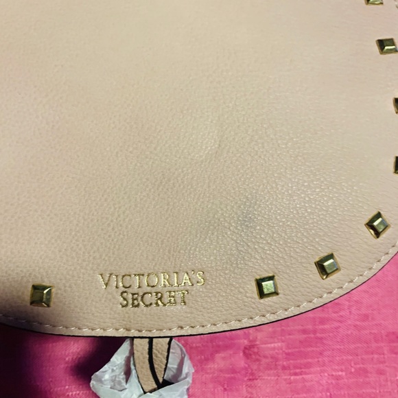 COPY - Brand New**Victoria Secrets Crossbody💗💗 - Picture 2 of 5